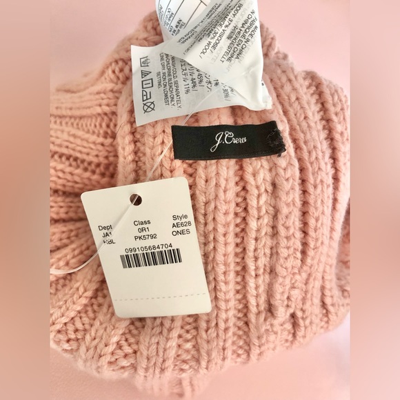 J Crew Pom Pom Beanie Hat Wool Blend - Picture 3 of 4